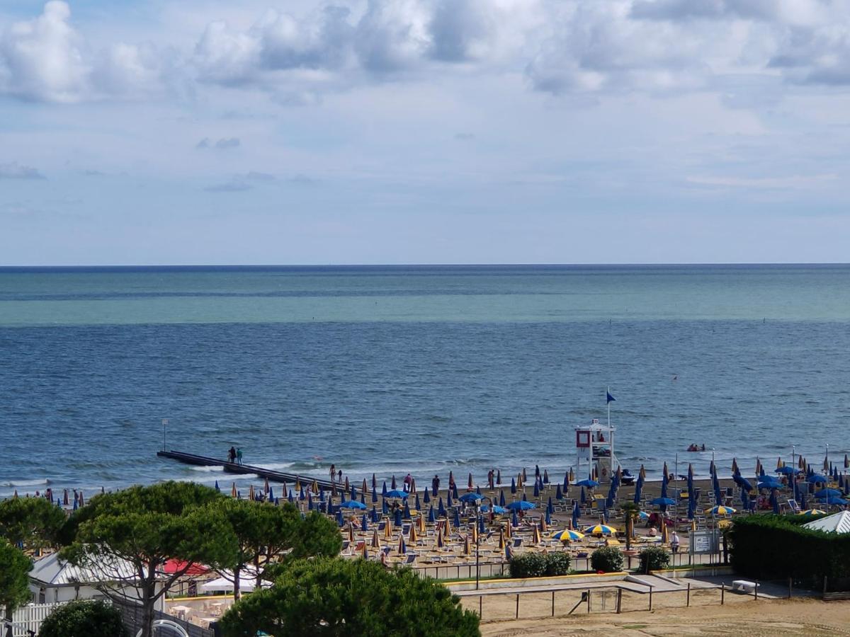 Hotel Coppe Jesolo Bagian luar foto